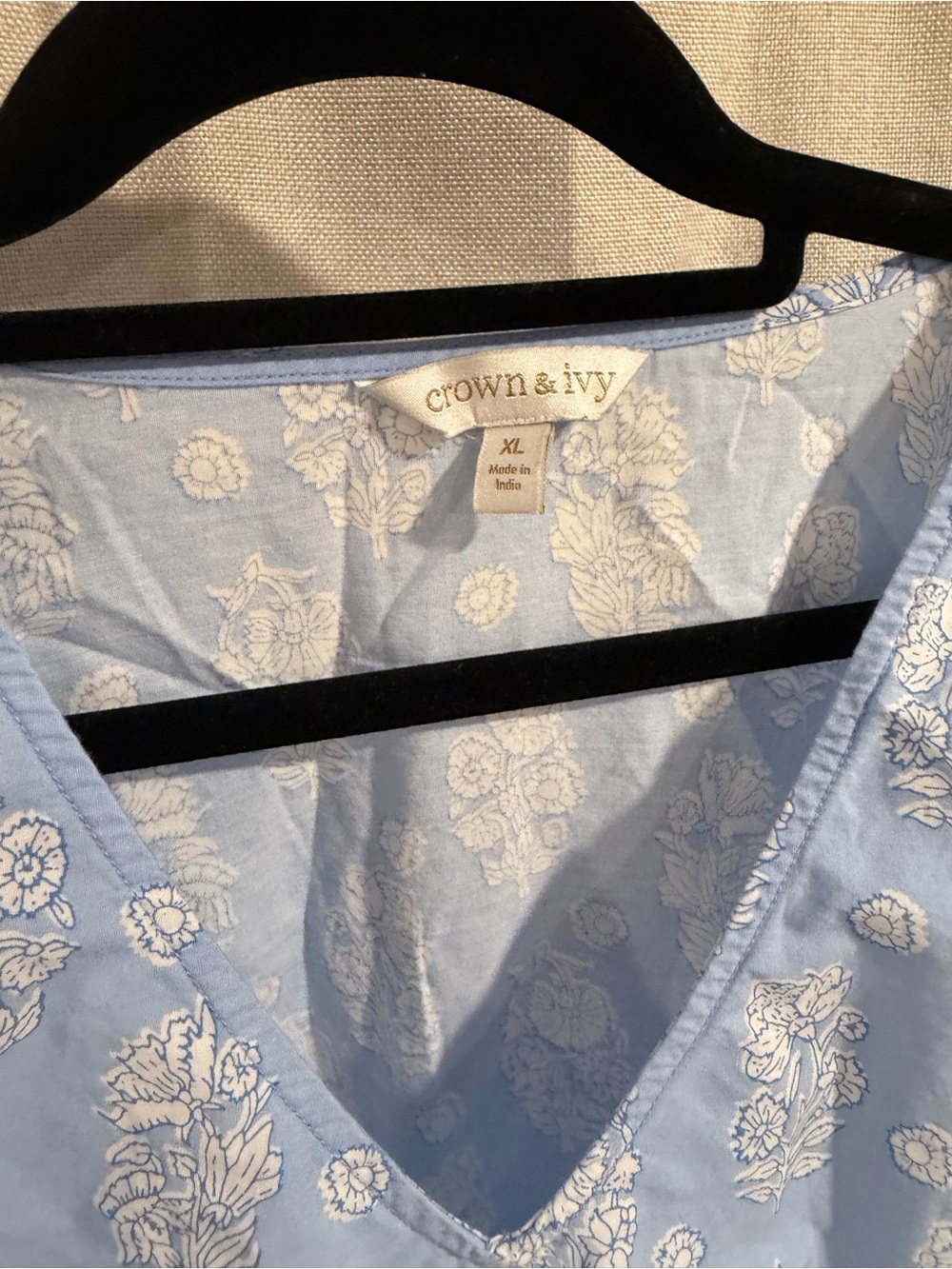 Crown & Ivy Light Blue Floral Dress - Picture 4 of 4